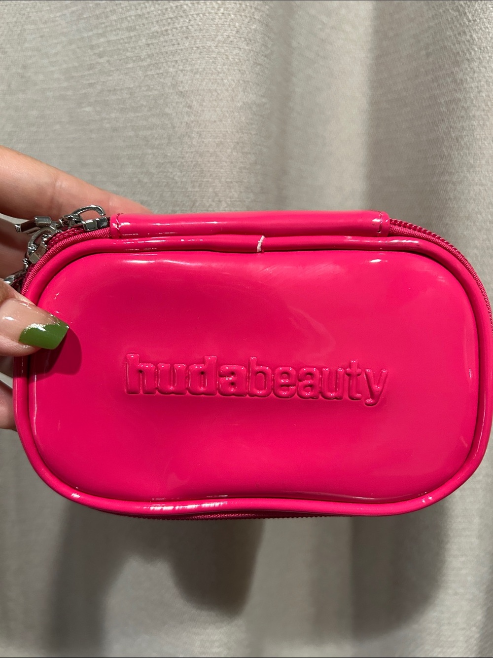 HUDA BEAUTY Hot Pink Glossy Cosmetic Case